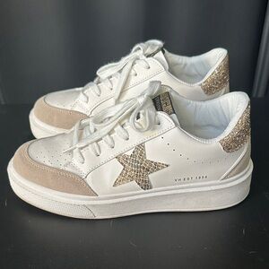 Vintage Havana White and Gold Sneakers